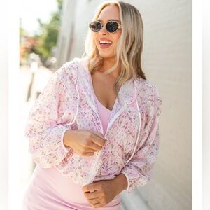 Women’s Pink Lily Floral Cropped Jacket, size Large